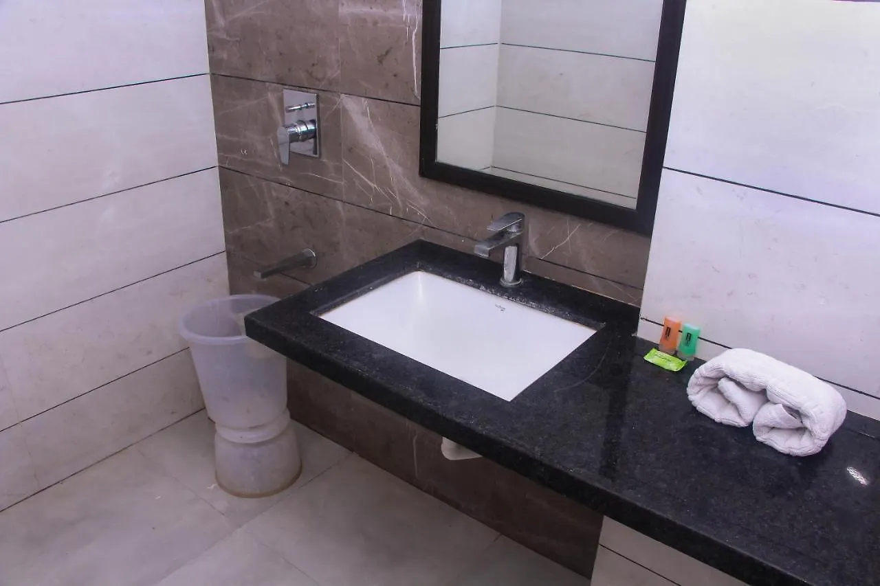 Hotel Blu Orchid Udaipur