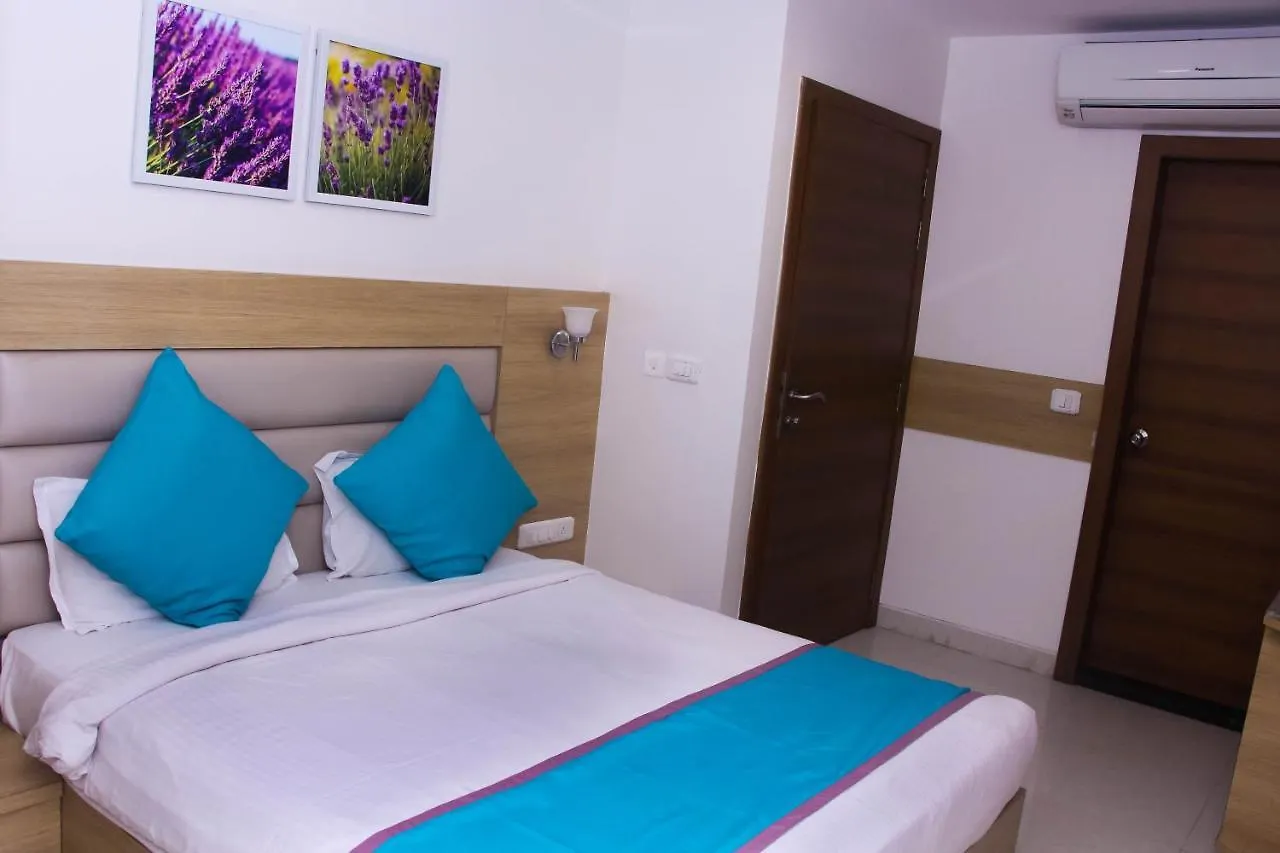 Hotel Blu Orchid Udaipur